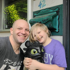 I miss you Dad. I only have a few memoeies when i was growing up. Each one was all about learning things. I can say that he missed out on meeting his grandson Daide Danger Dahl but i lnow the DDD legacy will contibue and hope he is proud watching both my brother and I as we build our own family. I felt like theres a disconnect from his side of the family not sure why or why or how to reach out i do miss the ones i got to meet. One of my favorites was Aunt Charlete  - Daniel David Dahl