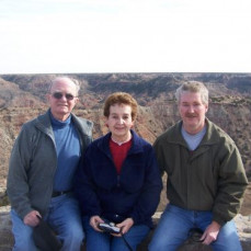 - Steve Chamberlin, son