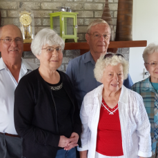 The 4 siblings + brother-in-law, Jerry - Elaine Harms