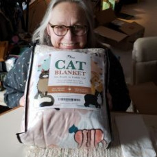 Sandy was one of my favorite girlfriend.  I would come to Palm Springs to see my brother Jack who were neighbors.  So Sandy an I would go out shopping an having fun when I came to visit.  I will miss you so much my dear fellow cat person!   - Jean & Jack