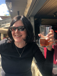 Jeanne Elizabeth  Saroney