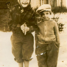 Edith and Marion, Racine in the late 1920s. - Bradley Funeral Home