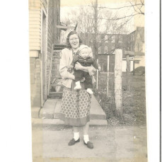 new Mom - 1950 - Dan