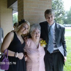 Cassie, Grandmom and Cory - Evelyn Constantine 