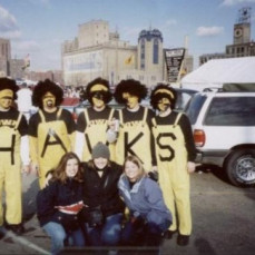 Remember a lot of times with Nate watch Hawkeye games. This is one of them up In Minneapolis in 2002. When the Hawks won the B1G 10. He was the S in the Hawks - Aaron sieperda 
