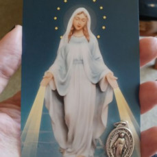 I am not a overly religious person but this came to me in the mail and I think it was my dad telling me he is in heaven and I have it sitting next to where I have your prayer card and the memory jar and where I will place your urn. I love you Pop - Karen Marie Bragg